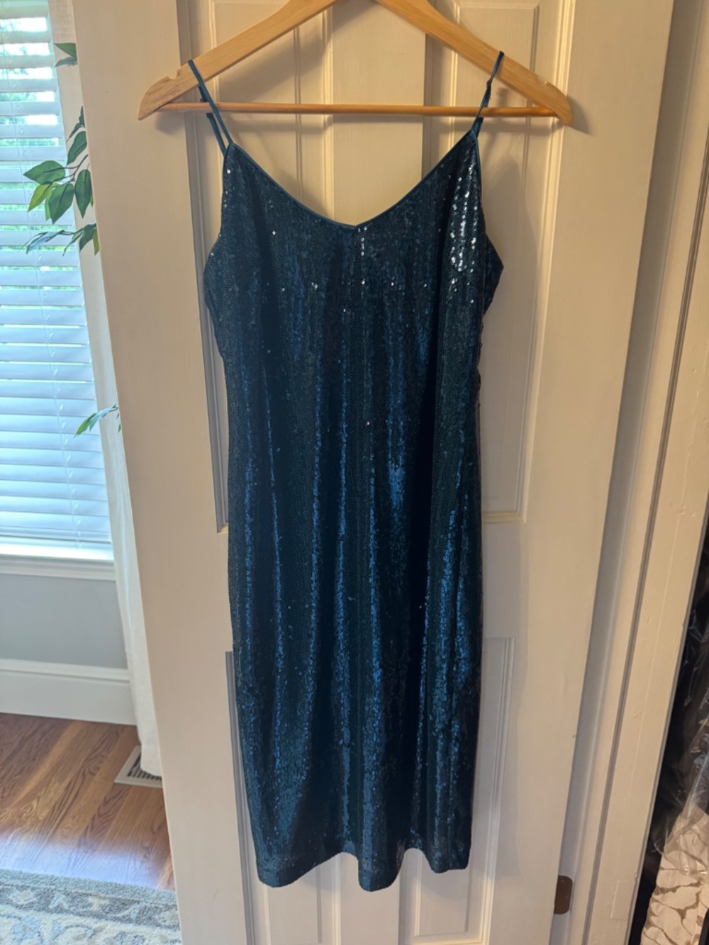 Ellie Tahari Teal Sequin Size 8 Dress